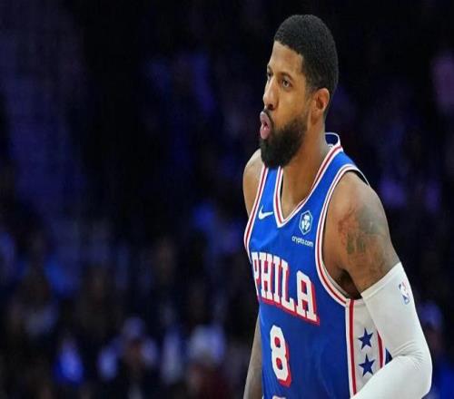 赛场浓眉彰,显全力拼搏,防守协作默,英超足球买球网,英超买球网官网,英超买球网站官网入口,英超足球压球买球站